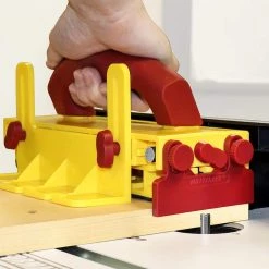 GrabberPRO Push Block for Table Saws, Router Tables and Band Saws by Milescraft -Primefit Shop milescraft workbench accessories 34060003 76 1000